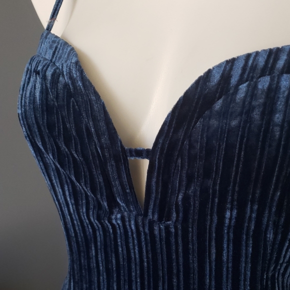 Blue Velvet Cami Dress - Picture 5 of 8